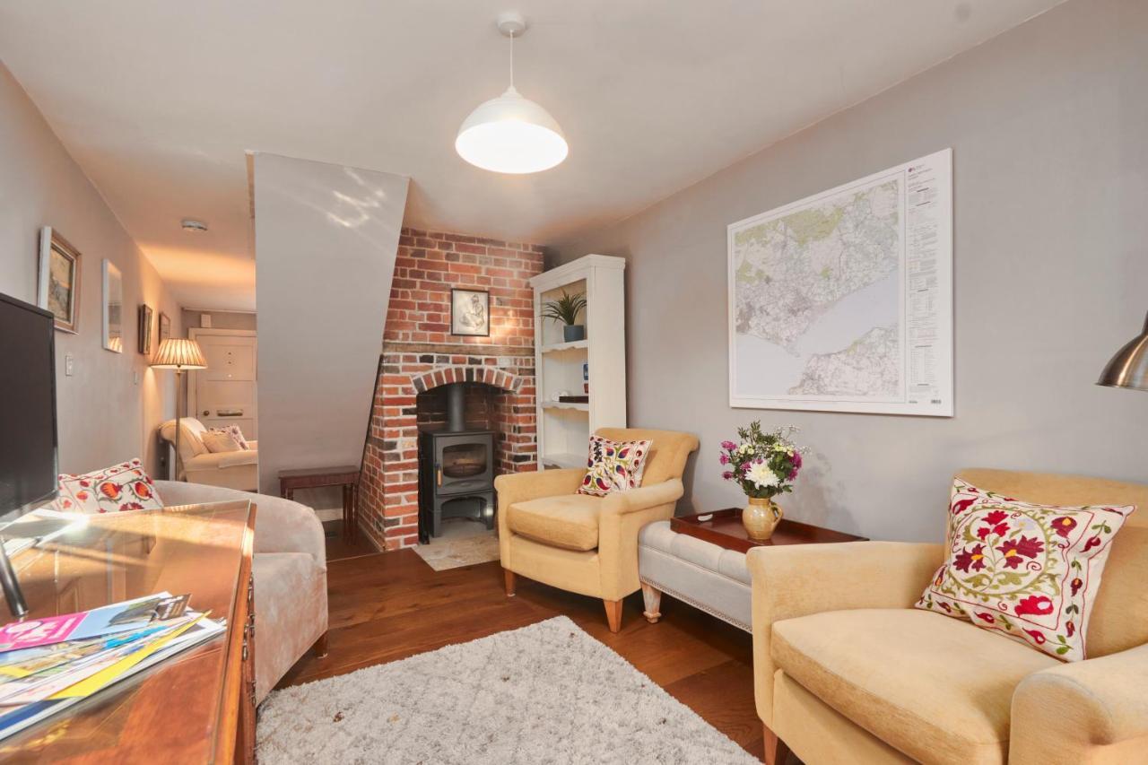 Windlass Cottage Lymington Exterior foto